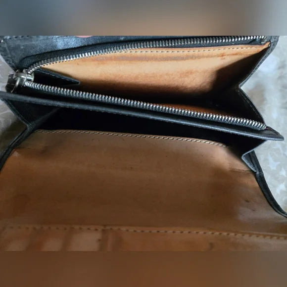 Coach Black Embossed Leather Wallet - Picture 10 of 11